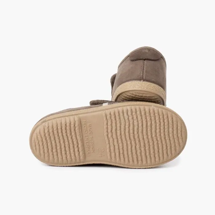 Baskets taupe 3