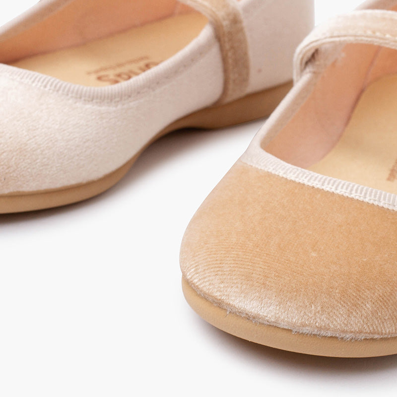 1439 MARY JANES VELOUR BEIGE BIJOU