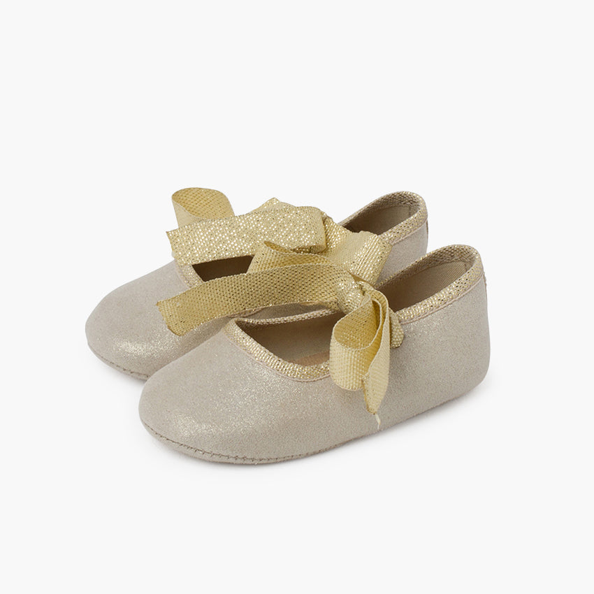 CHAUSSONS  BEBES A NOEUD BRILLANT OR - Ref. 1518