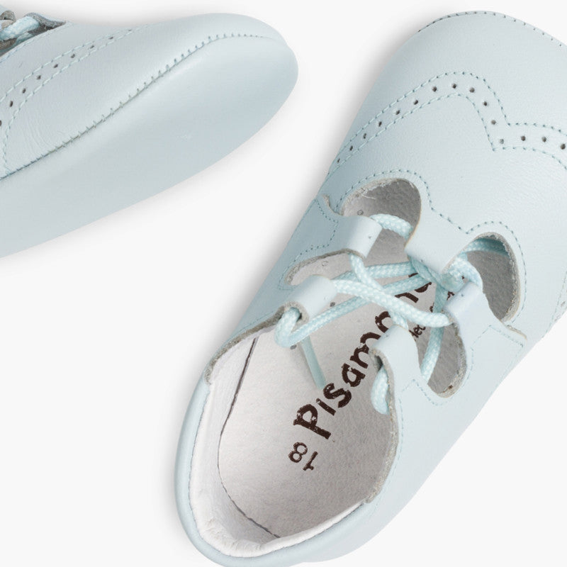 CHAUSSONS BEBE ANGLAISES EN CUIR BLEU CIEL - Ref. 0030